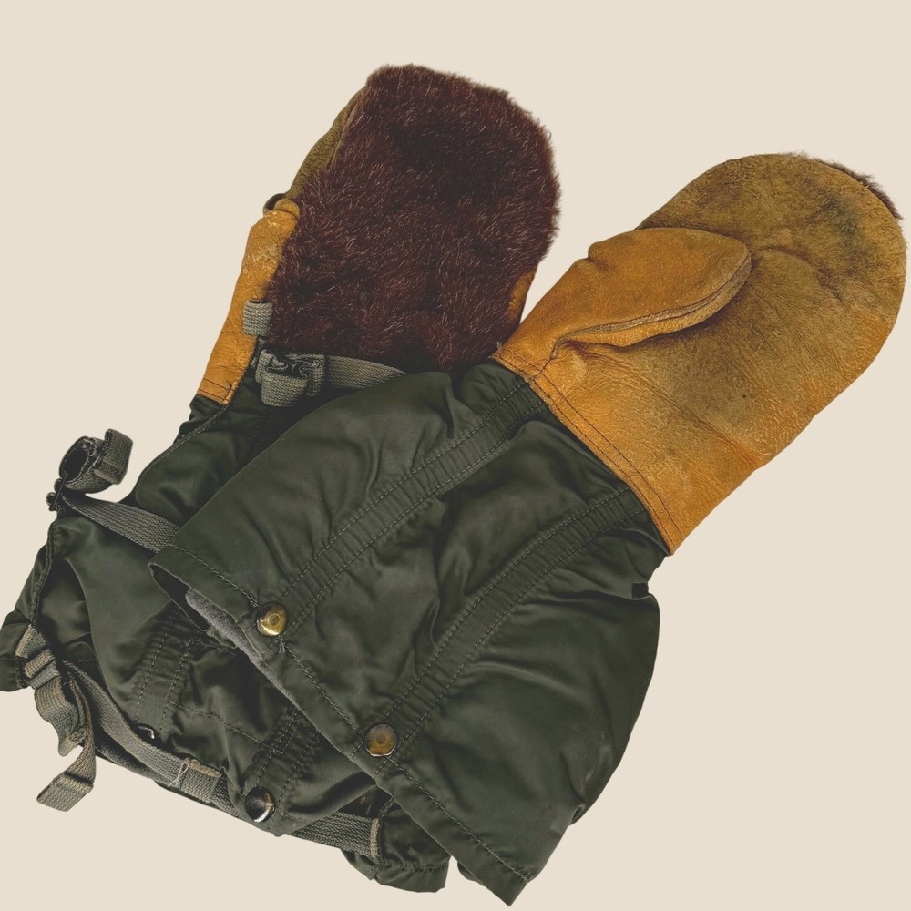 Vintage N-4B Flying Mittens Men M Green Illinois Glove Co 1973 Wool Leather USAF - Picture 1 of 5